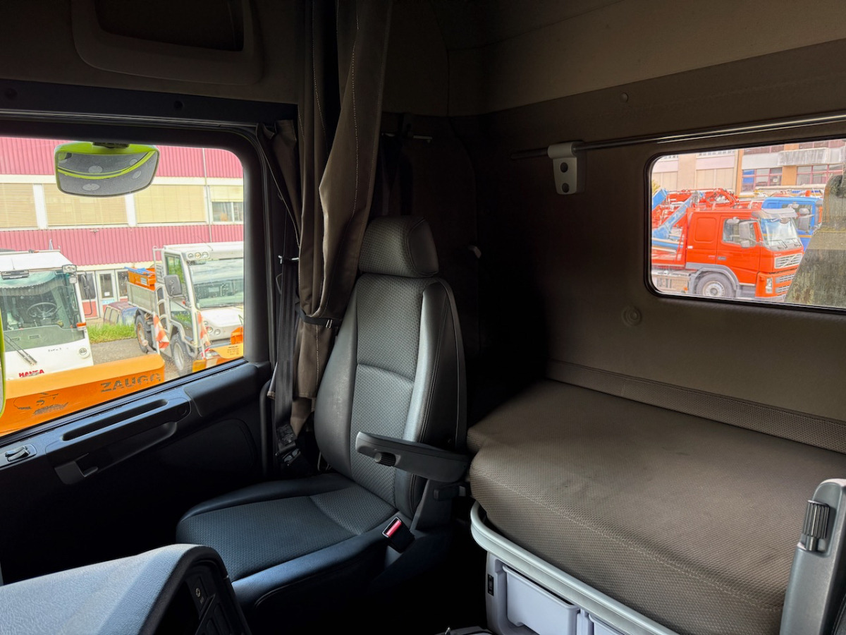 SCANIA R490 8x4 - Konkstõstukiga veoauto: pilt 5 SCANIA R490 8x4 - Konkstõstukiga veoauto: pilt 5