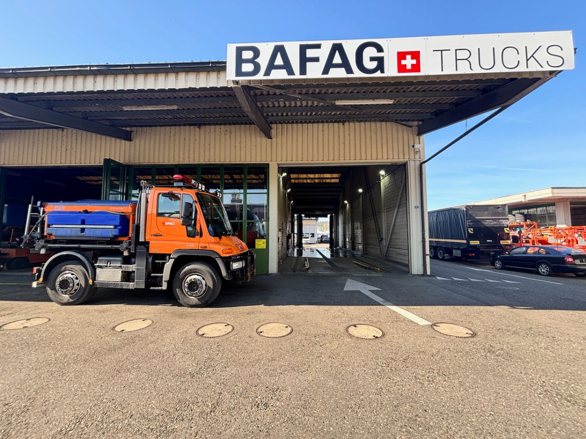 UNIMOG U400 - Kallurauto: pilt 2 UNIMOG U400 - Kallurauto: pilt 2