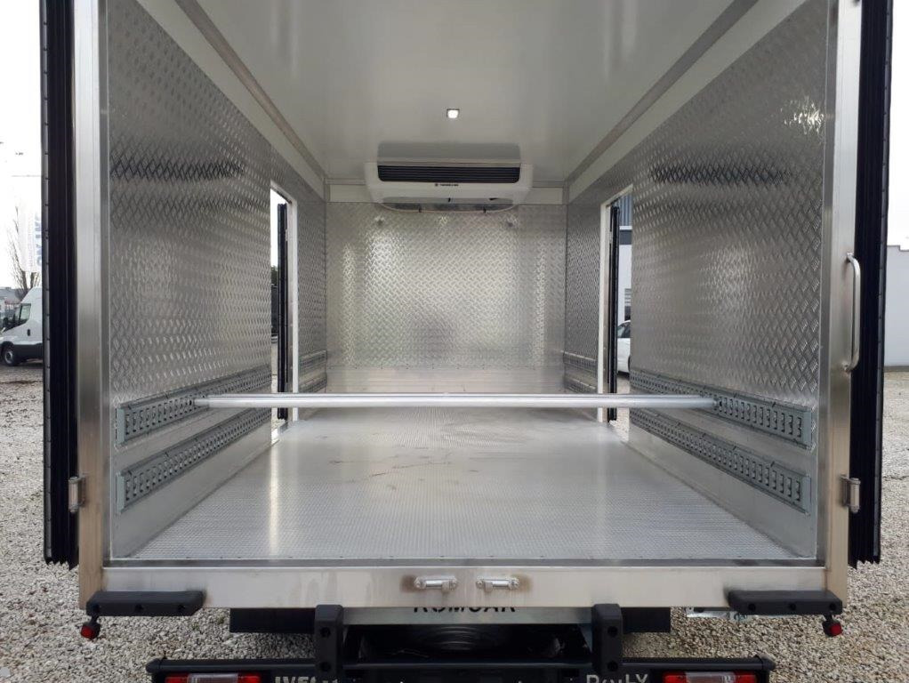 Iveco Daily 70C21A8 Tiefkühkoffer -18°C - Tarbesõiduk külmik: pilt 2 Iveco Daily 70C21A8 Tiefkühkoffer -18°C - Tarbesõiduk külmik: pilt 2