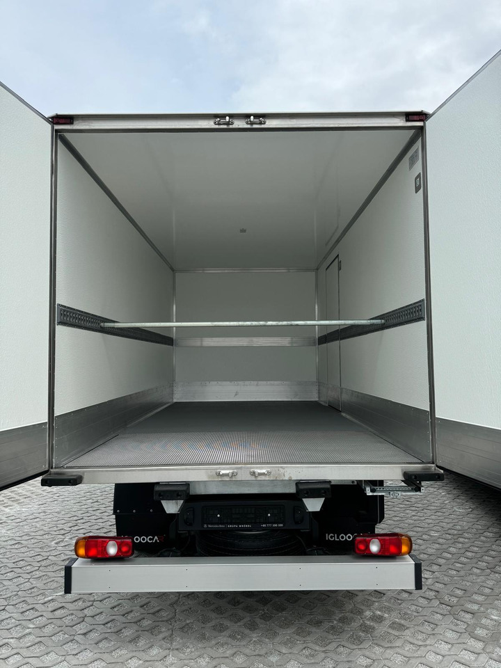 Mitsubishi Canter FUSO 70C18 Isotherm Koffer - Isotermiline furgoon: pilt 1 Mitsubishi Canter FUSO 70C18 Isotherm Koffer - Isotermiline furgoon: pilt 1