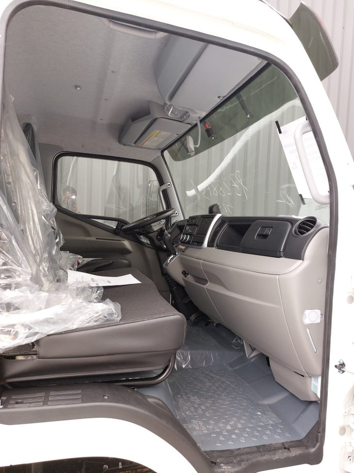 Mitsubishi Canter FUSO 70C18 Isotherm Koffer - Isotermiline furgoon: pilt 5 Mitsubishi Canter FUSO 70C18 Isotherm Koffer - Isotermiline furgoon: pilt 5