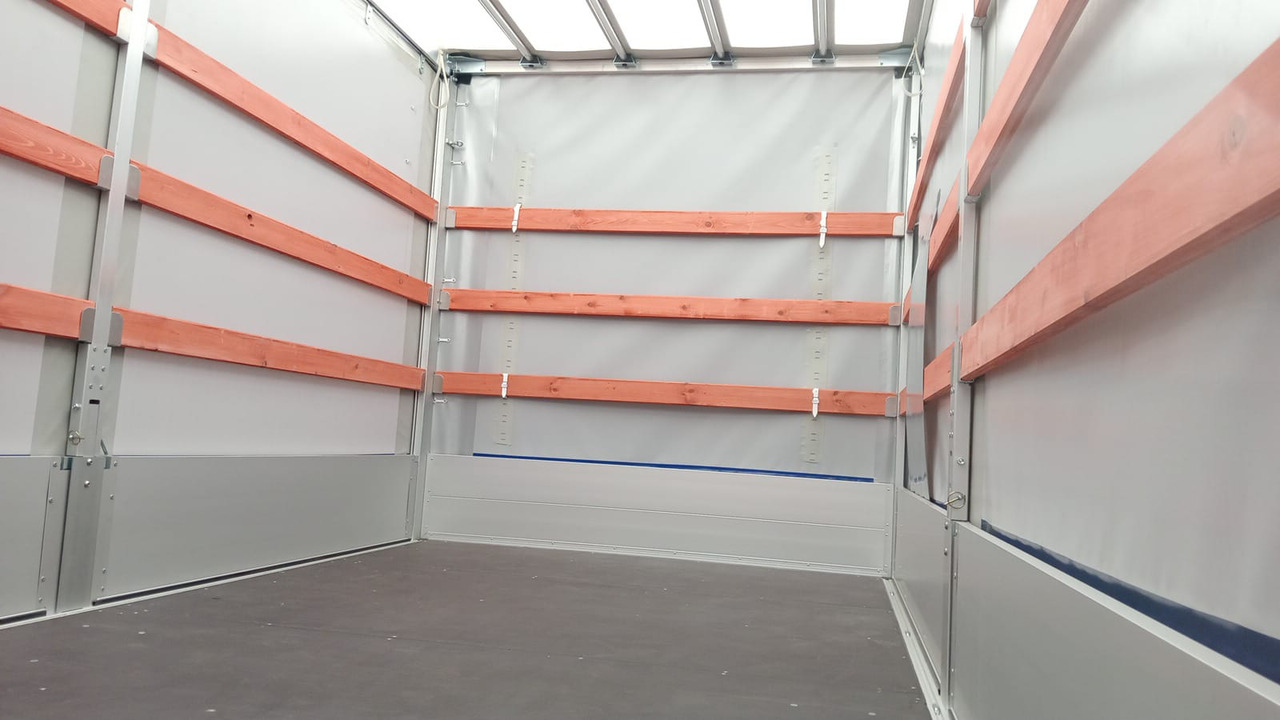 Renault Master 10PAL Schlafkabine Standheizung - Madelauto: pilt 4 Renault Master 10PAL Schlafkabine Standheizung - Madelauto: pilt 4
