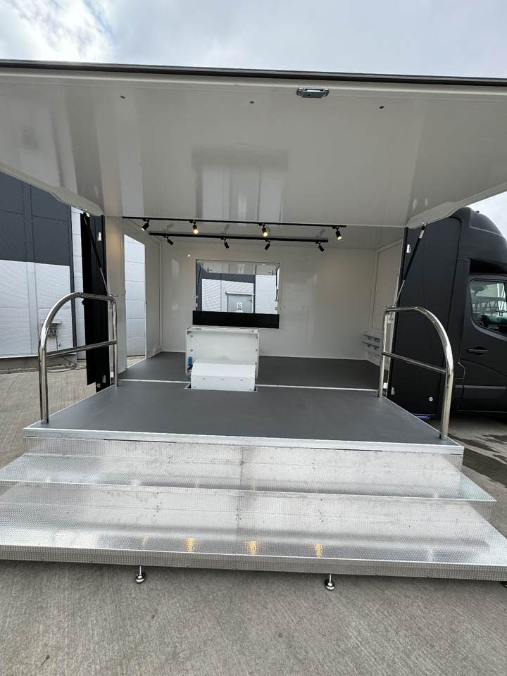 Renault Master 165 Messefahrzeug - Toiduauto: pilt 1 Renault Master 165 Messefahrzeug - Toiduauto: pilt 1