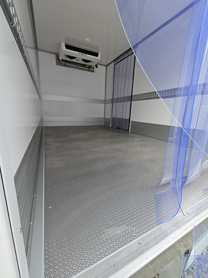 Renault Master Kühlkoffer O°/+20°C 230V Standkühlung - Tarbesõiduk külmik: pilt 3 Renault Master Kühlkoffer O°/+20°C 230V Standkühlung - Tarbesõiduk külmik: pilt 3