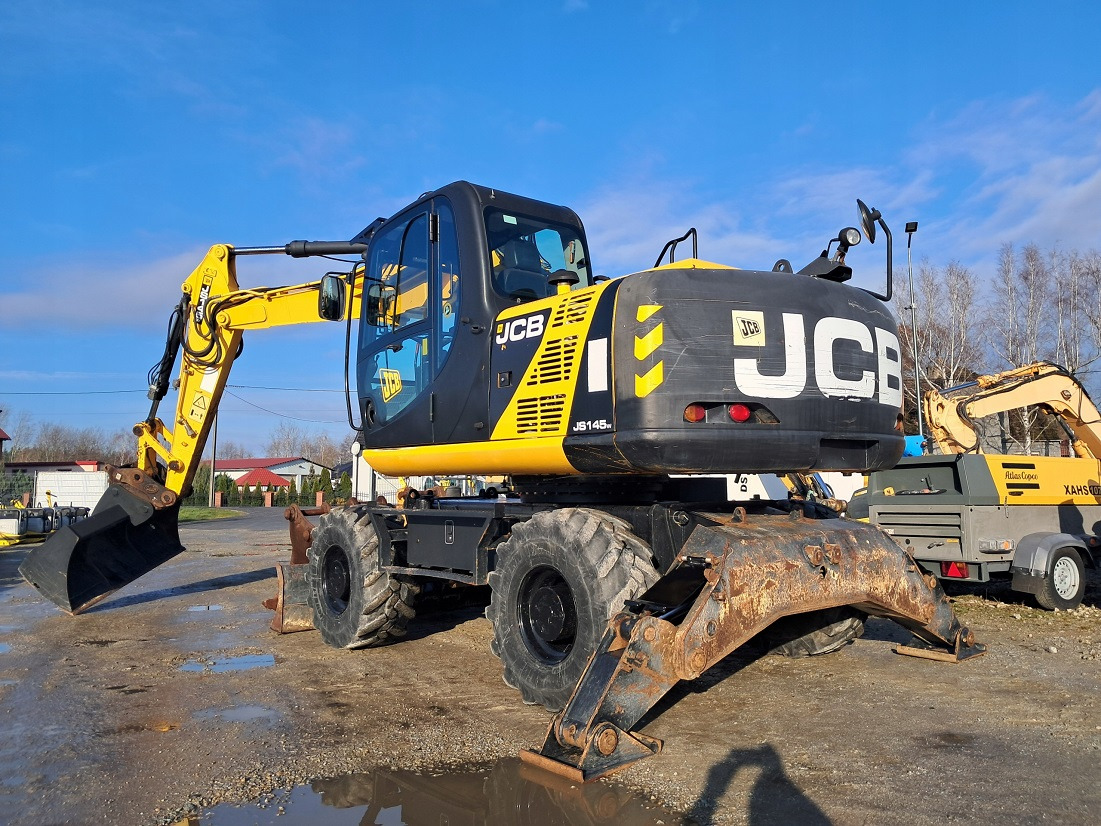 JCB JS145W - Ratastel ekskavaator: pilt 2 JCB JS145W - Ratastel ekskavaator: pilt 2