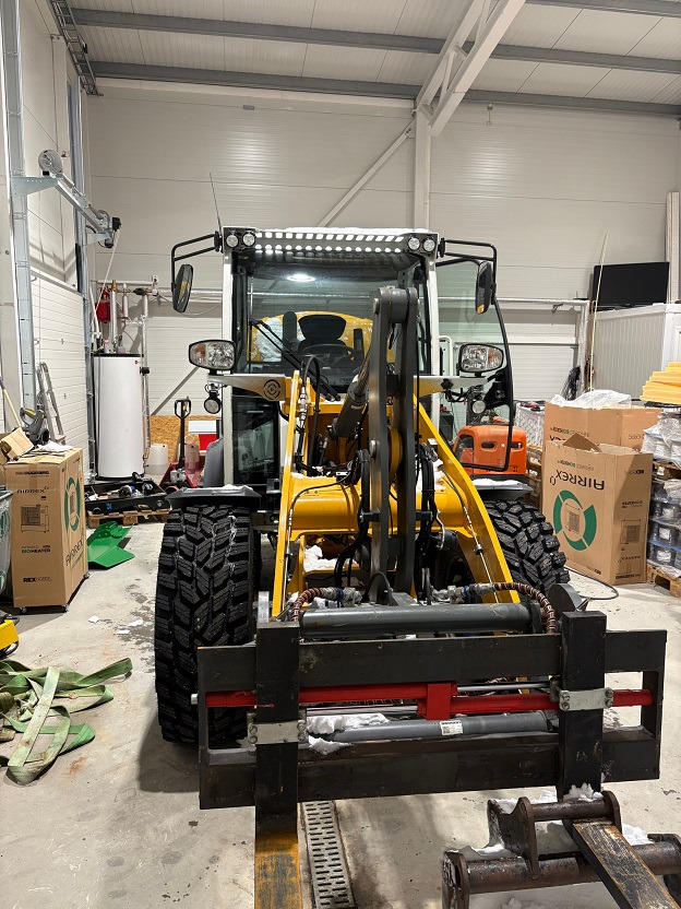 LIEBHERR L506C - Rataslaadur: pilt 3 LIEBHERR L506C - Rataslaadur: pilt 3
