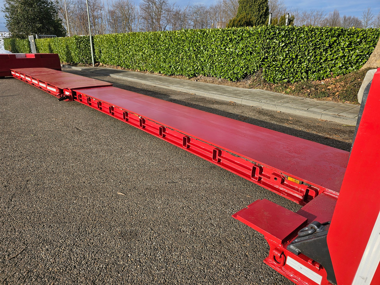 Doll T2H S3 Excavator Lowloader - Madal platvormpoolhaagis: pilt 3 Doll T2H S3 Excavator Lowloader - Madal platvormpoolhaagis: pilt 3