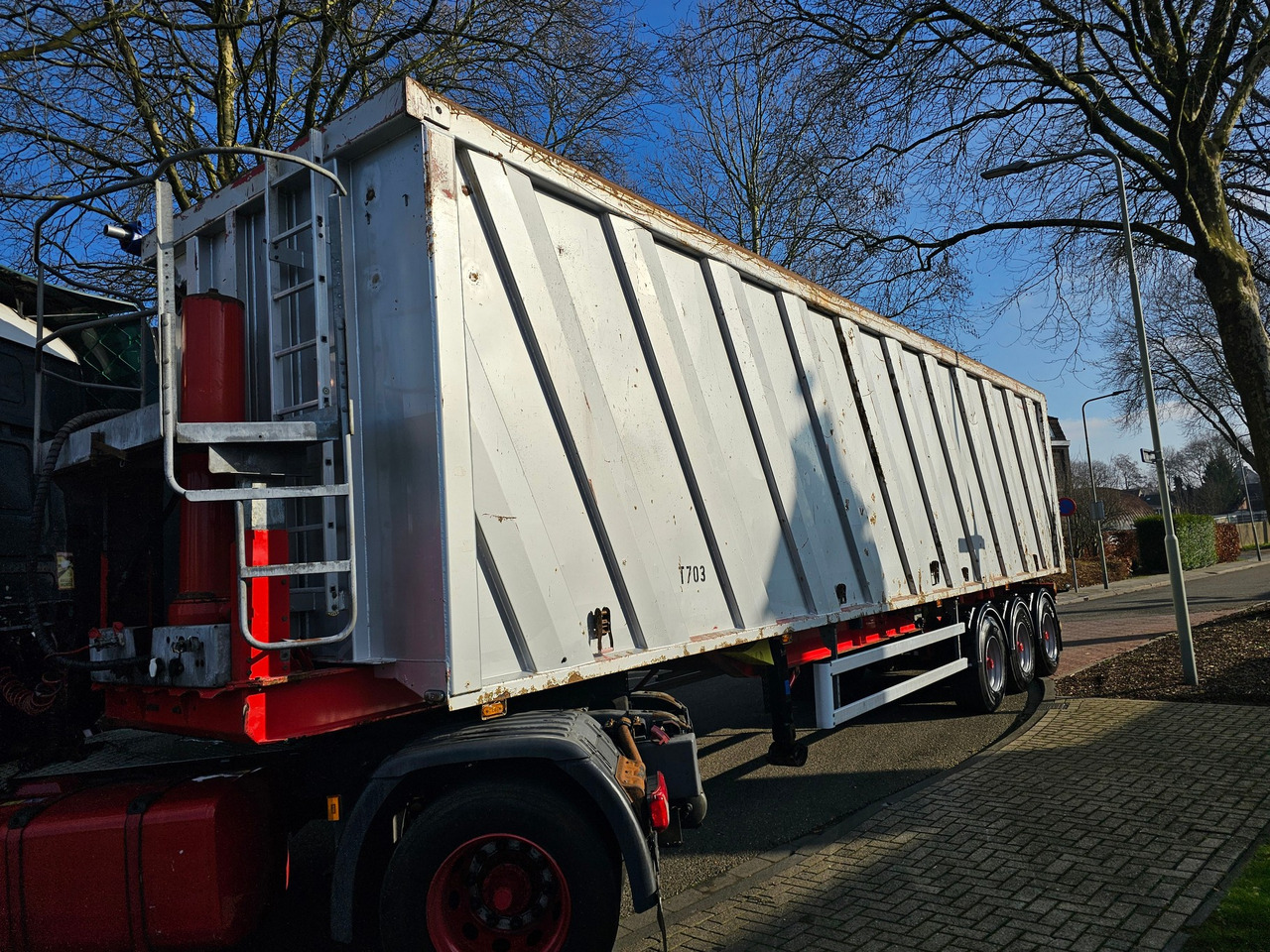 HK Trailer S42B Scraptipper 68 M3 - Kallur-poolhaagis: pilt 5 HK Trailer S42B Scraptipper 68 M3 - Kallur-poolhaagis: pilt 5