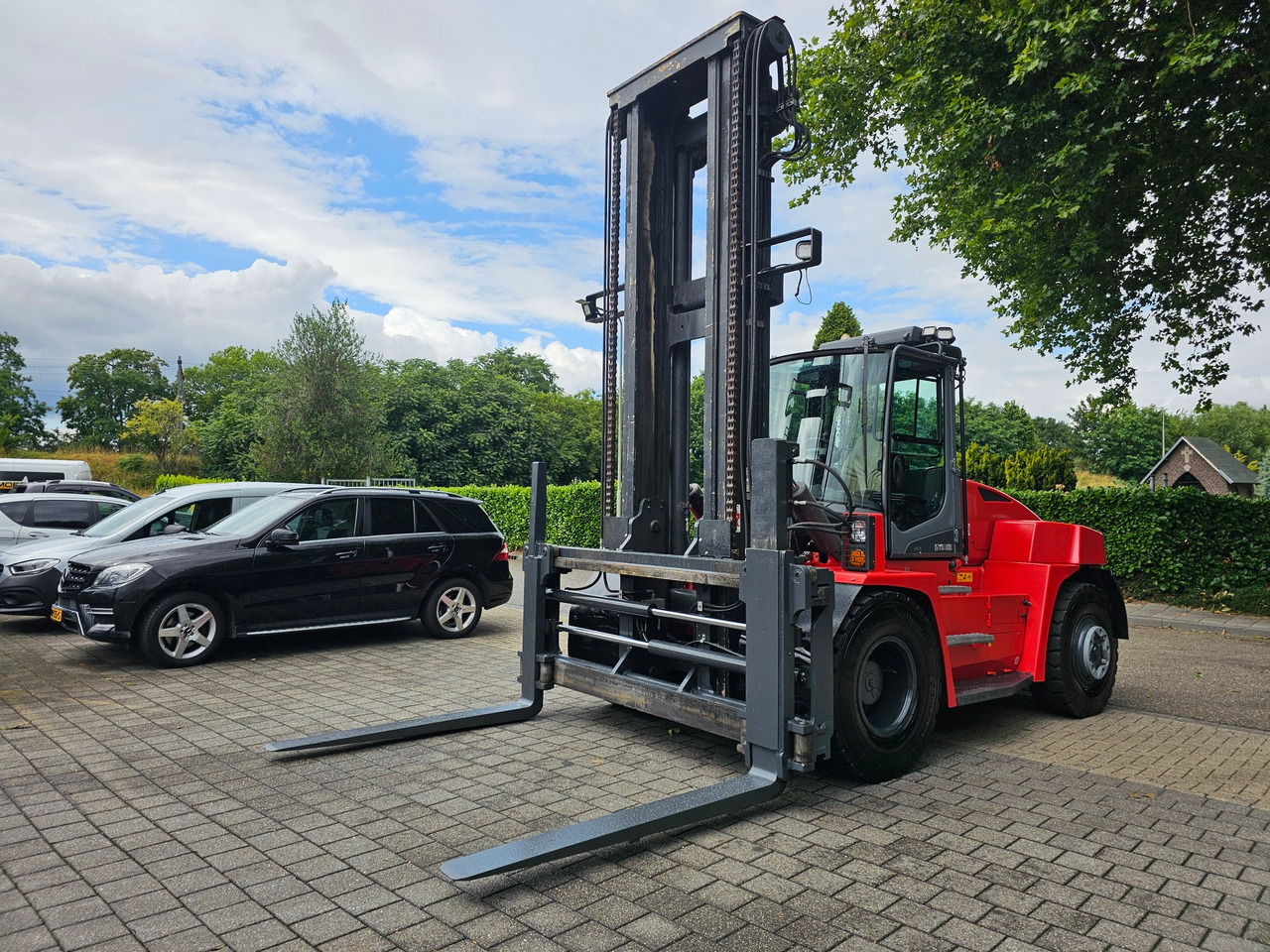 Kalmar DCG 120-6 Diesel - Kahveltõstuk: pilt 3 Kalmar DCG 120-6 Diesel - Kahveltõstuk: pilt 3