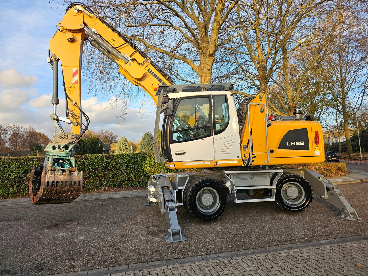 Liebherr LH 22M Litronic - Jäätme-/ Tööstuslik käitleja: pilt 4 Liebherr LH 22M Litronic - Jäätme-/ Tööstuslik käitleja: pilt 4