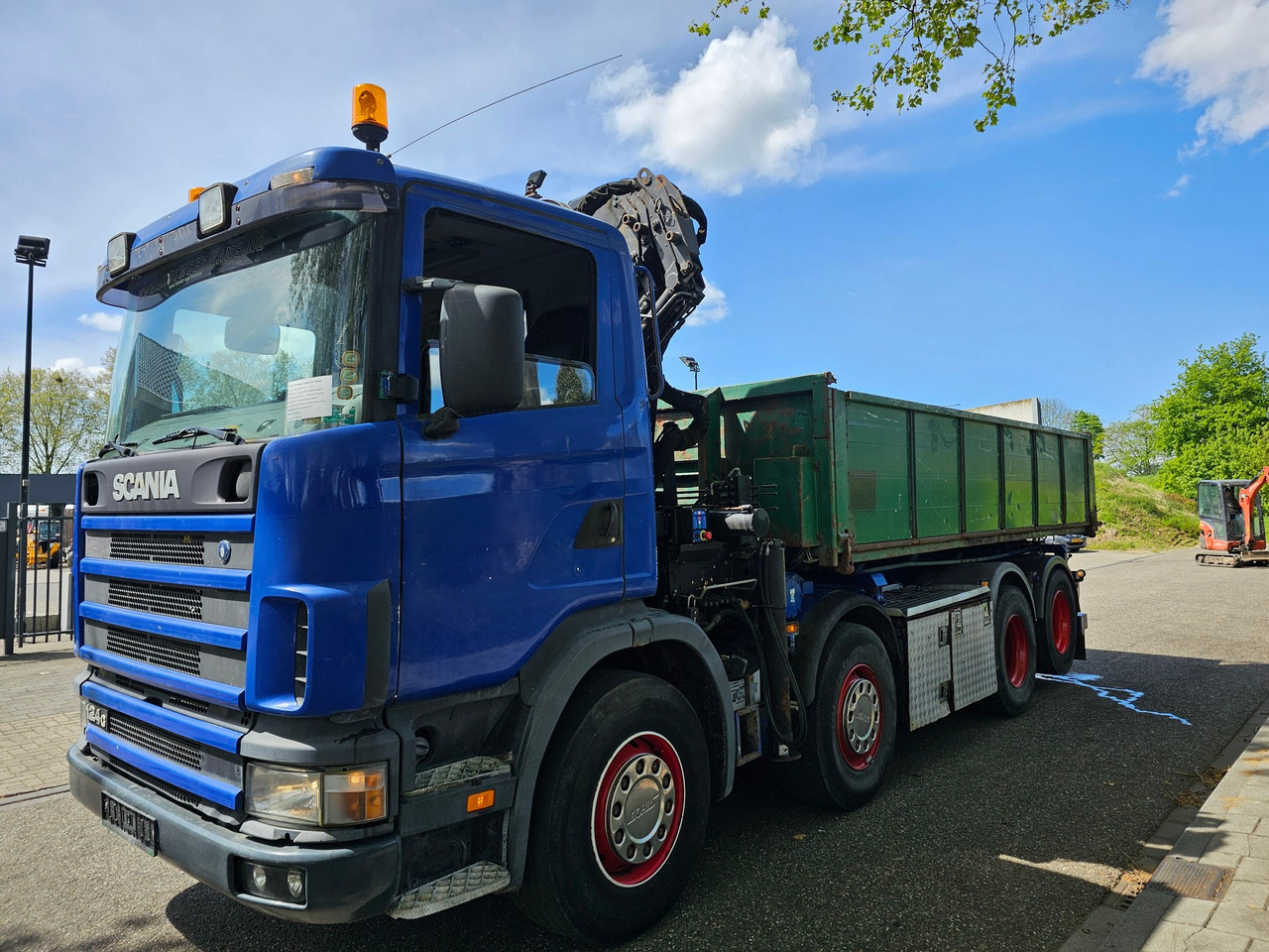 Scania R 124G 420 8x2 - Kraanaga veoauto: pilt 3 Scania R 124G 420 8x2 - Kraanaga veoauto: pilt 3