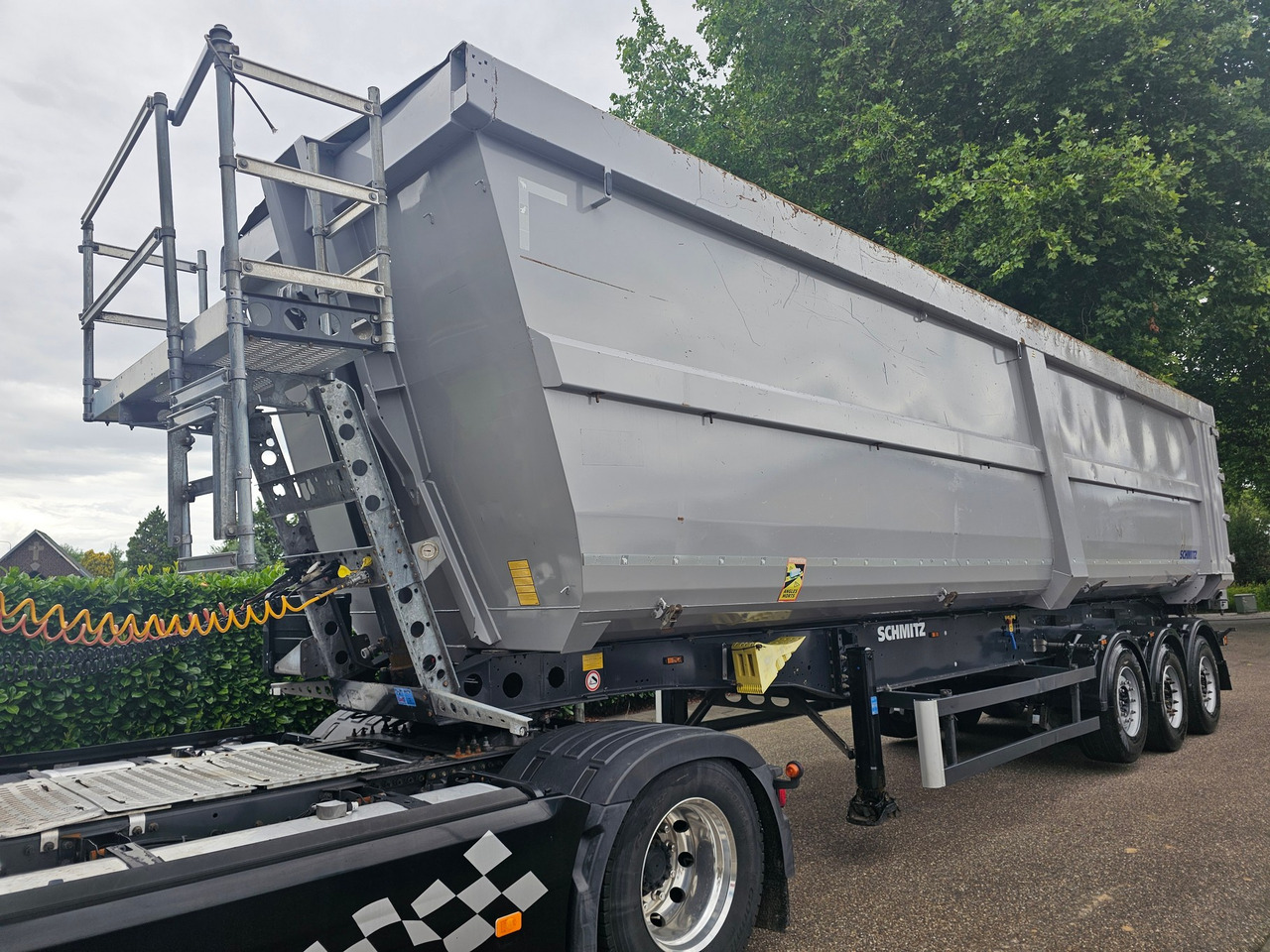 Schmitz SGF-S3 Scraptipper 55 M3 - Kallur-poolhaagis: pilt 5 Schmitz SGF-S3 Scraptipper 55 M3 - Kallur-poolhaagis: pilt 5