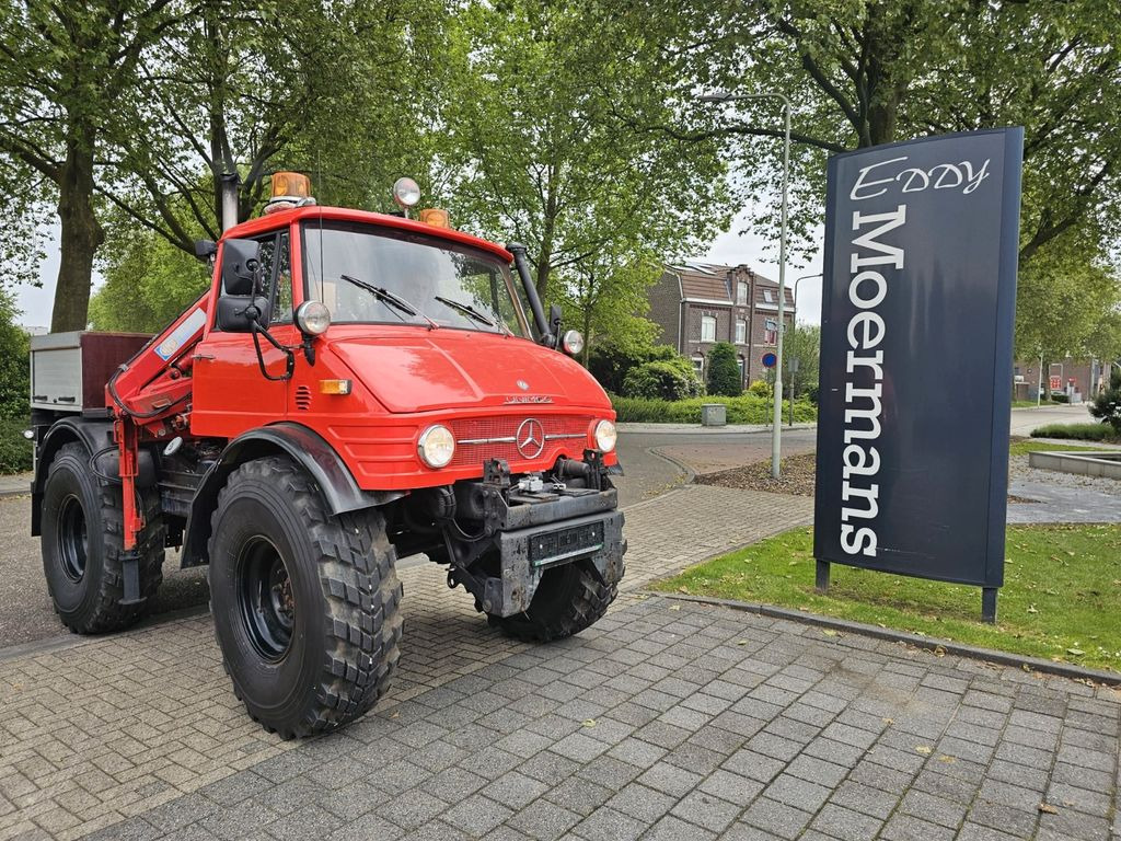 Unimog 406/U9000 4x4 - Kraanaga veoauto: pilt 1 Unimog 406/U9000 4x4 - Kraanaga veoauto: pilt 1