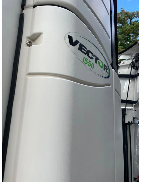 Külmutiga poolhaagis Krone Koeler 3 Asser met klep 2 stuks op voorraad APK gekeurd: pilt 12 Külmutiga poolhaagis Krone Koeler 3 Asser met klep 2 stuks op voorraad APK gekeurd: pilt 12