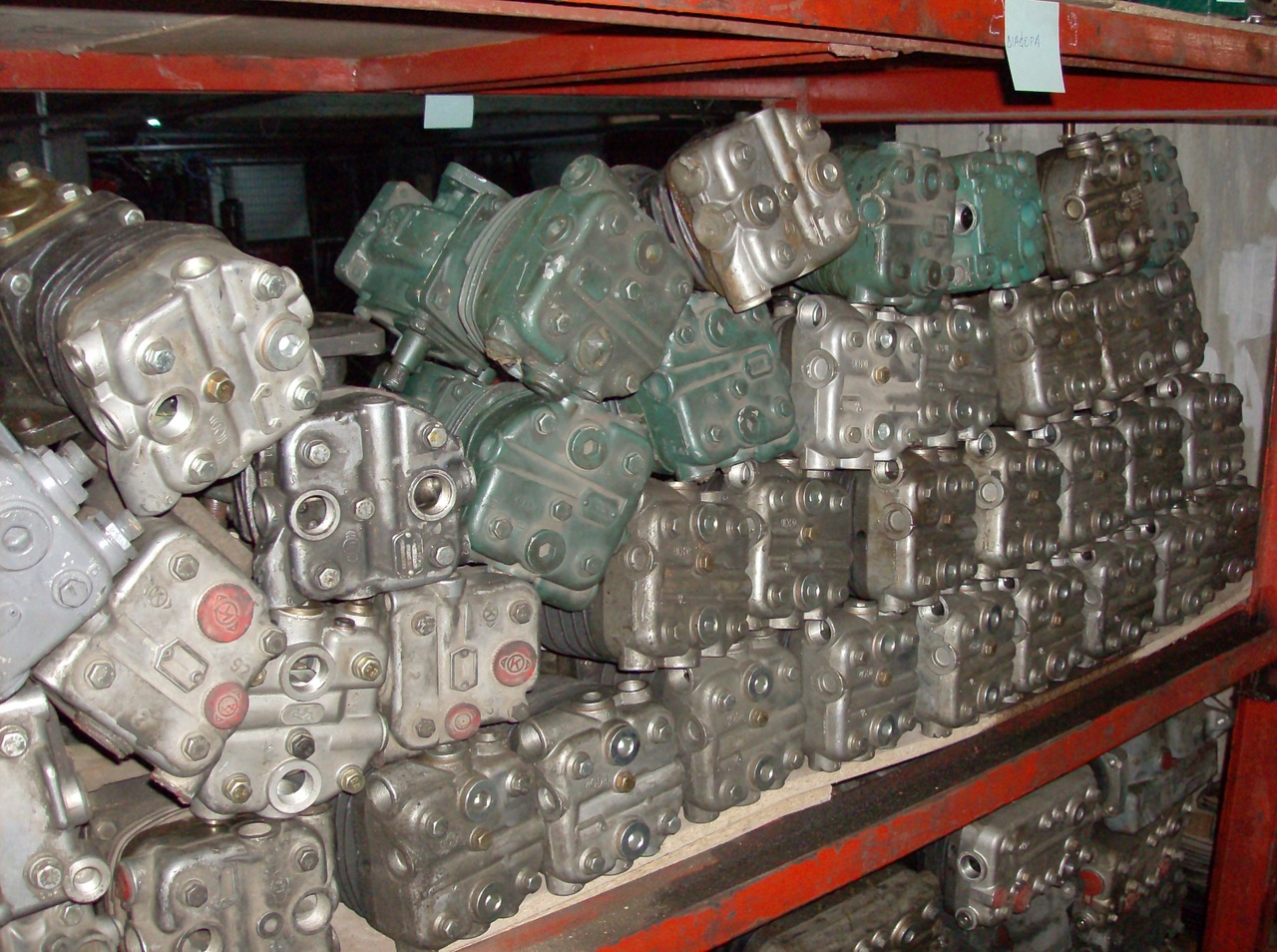 AIR COMPRESSOR MAN TGA 2 CYLINDERS MAN TGA - Õhkpidur - Veoauto: pilt 5 AIR COMPRESSOR MAN TGA 2 CYLINDERS MAN TGA - Õhkpidur - Veoauto: pilt 5