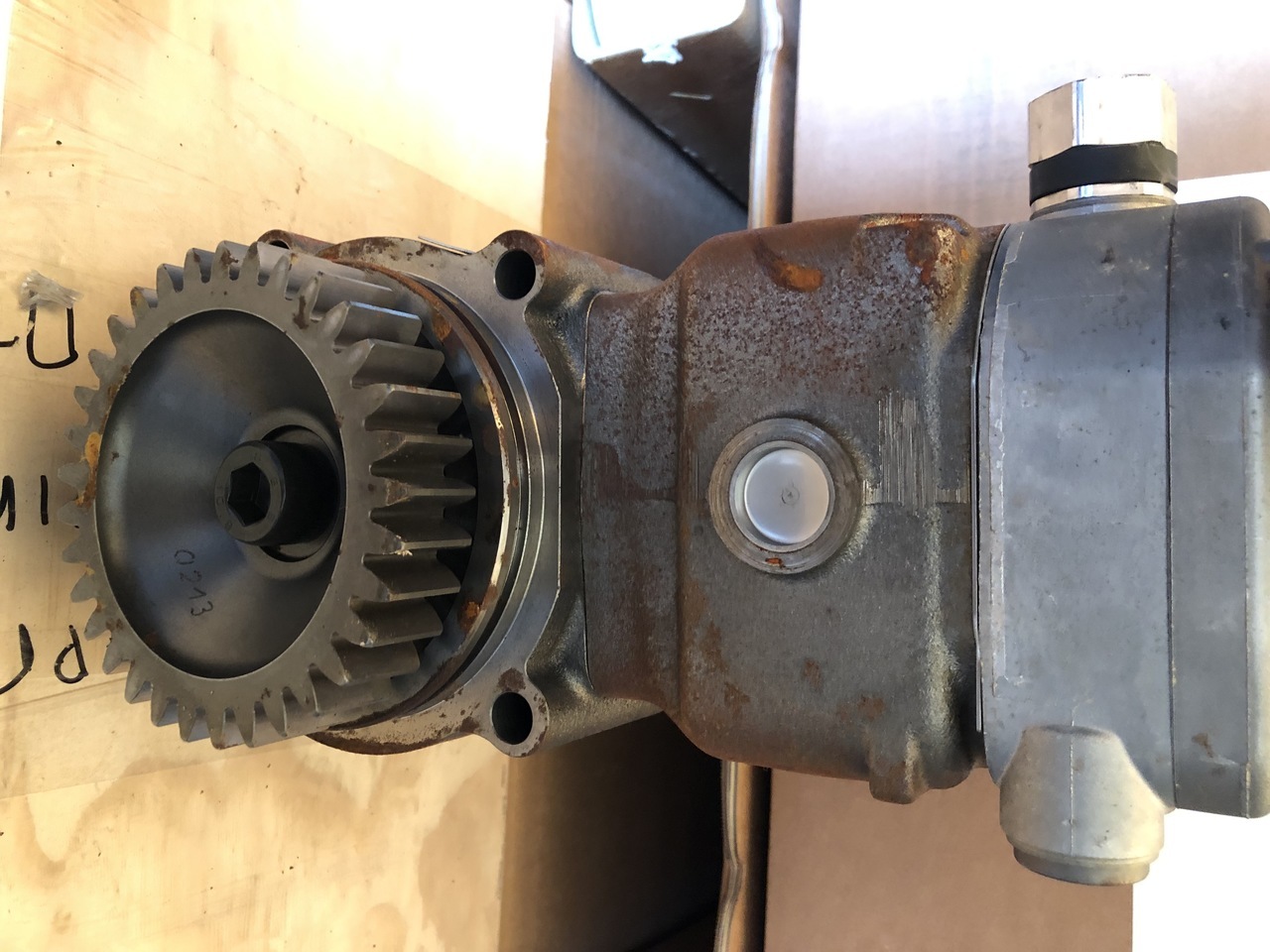 AIR COMPRESSOR MAN TGA - Õhkpidur: pilt 1 AIR COMPRESSOR MAN TGA - Õhkpidur: pilt 1