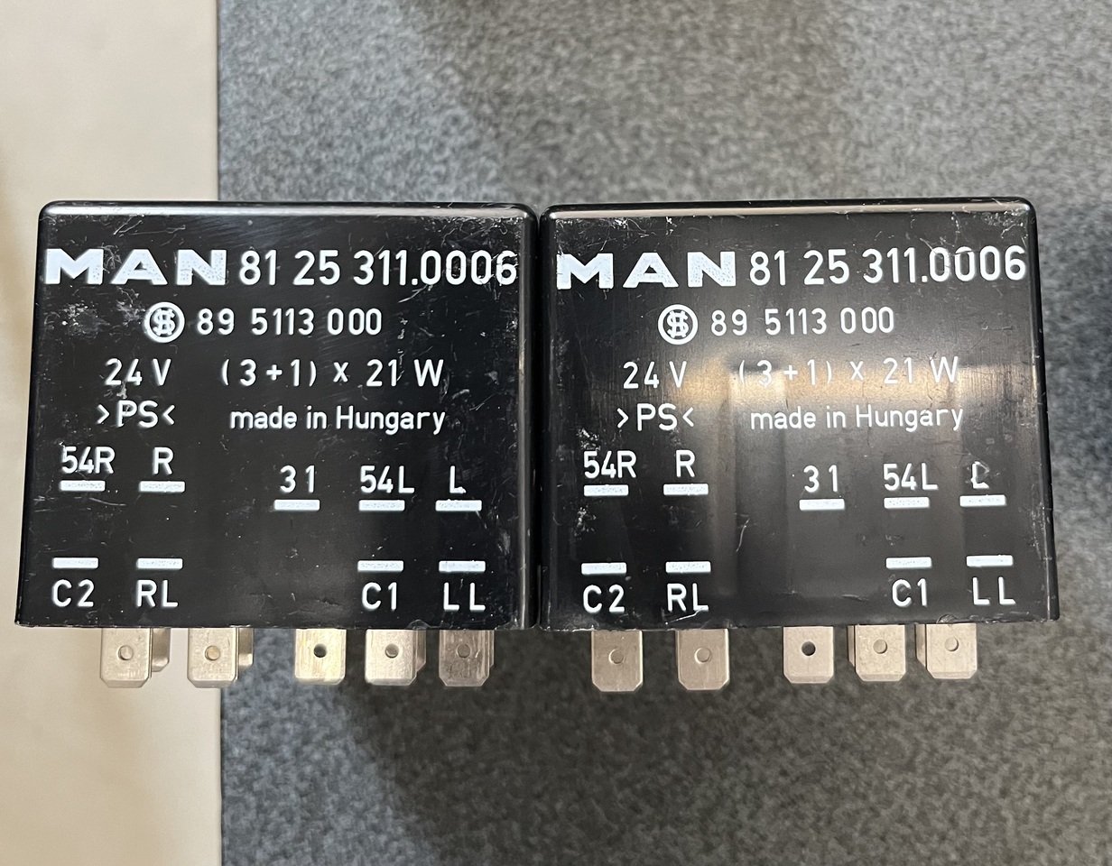 FLASHING-WIPING PULSE UNIT MAN F90,F2000 - Elektrisüsteem - Veoauto: pilt 5 FLASHING-WIPING PULSE UNIT MAN F90,F2000 - Elektrisüsteem - Veoauto: pilt 5