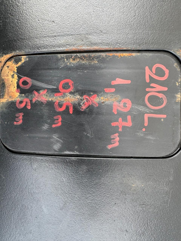 FUEL TANK MERCEDES AXOR - Kütusepaak: pilt 4 FUEL TANK MERCEDES AXOR - Kütusepaak: pilt 4