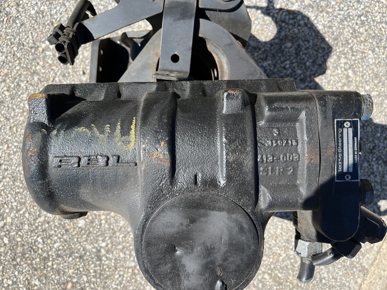 STEERING GEAR RBL C300 MAN TGL - Juhtimine - Veoauto: pilt 2 STEERING GEAR RBL C300 MAN TGL - Juhtimine - Veoauto: pilt 2