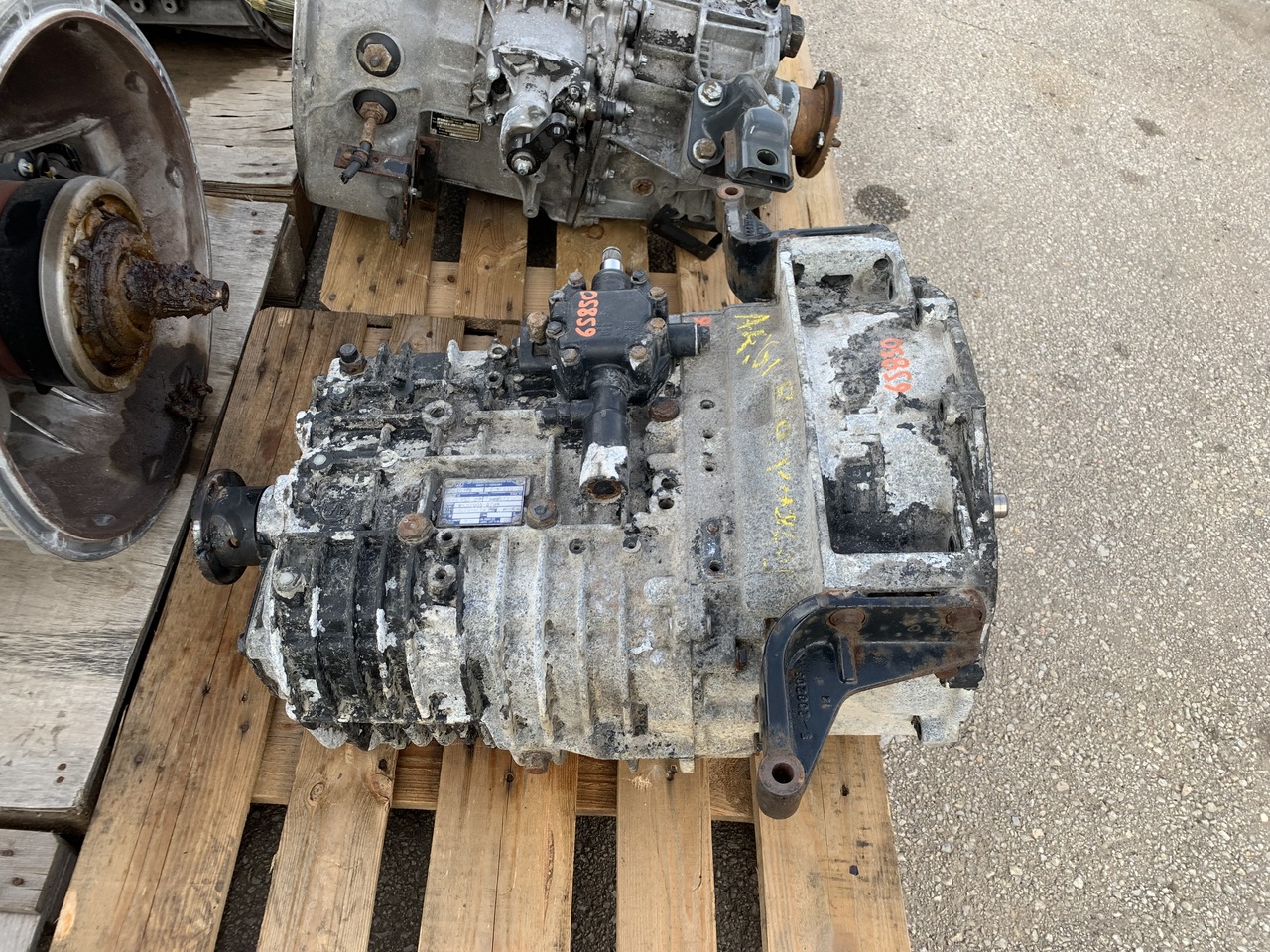 ΜΑΝ ZF 6S850 - Käigukast - Veoauto: pilt 2 ΜΑΝ ZF 6S850 - Käigukast - Veoauto: pilt 2