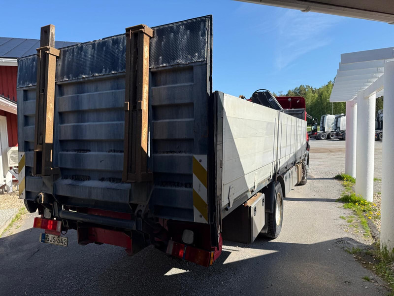 Madelveok/ Platvormveok, Kraanaga veoauto Scania P94D: pilt 16