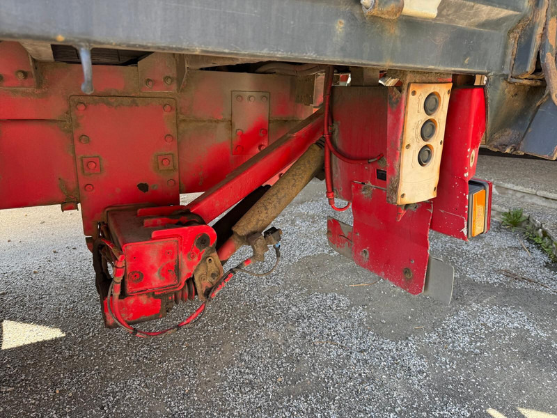 Madelveok/ Platvormveok, Kraanaga veoauto Scania P94D: pilt 15