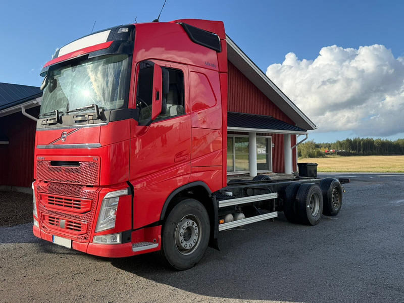 Volvo FH540 6x2 2019 - Kabiinišassiiga veoauto: pilt 1 Volvo FH540 6x2 2019 - Kabiinišassiiga veoauto: pilt 1