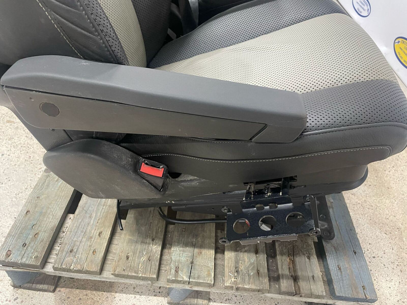 Volvo FM4 - Iste: pilt 5 Volvo FM4 - Iste: pilt 5