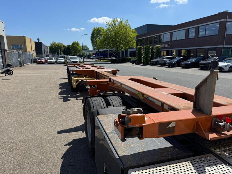 Broshuis MFCC container chassis Multi functioneel 2x 20 1x 30 1x 40 1x 45 saf assen uitschuifbaar tot 14,40 - Šassii poolhaagis: pilt 4 Broshuis MFCC container chassis Multi functioneel 2x 20 1x 30 1x 40 1x 45 saf assen uitschuifbaar tot 14,40 - Šassii poolhaagis: pilt 4