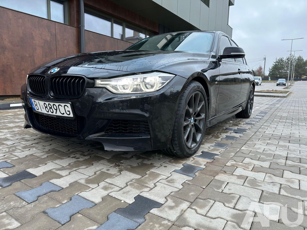 BMW 330i F30 M-PAKIET PERFORMANCE - Auto: pilt 1 BMW 330i F30 M-PAKIET PERFORMANCE - Auto: pilt 1