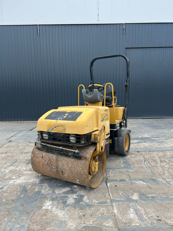 CATERPILLAR CB-225E - Rullija: pilt 2 CATERPILLAR CB-225E - Rullija: pilt 2