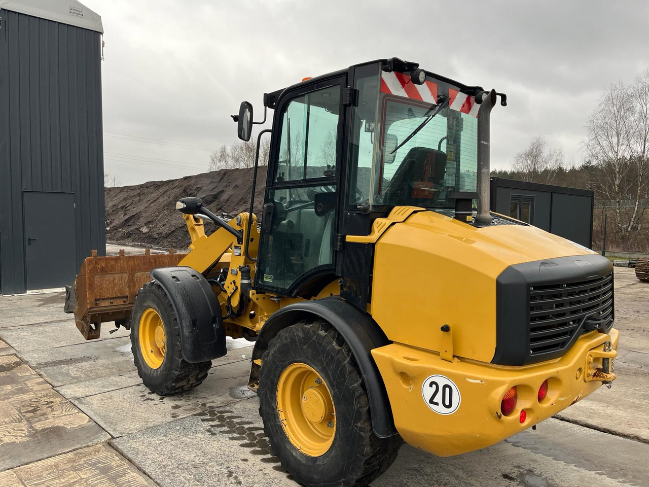 Caterpillar 908M - Rataslaadur: pilt 3 Caterpillar 908M - Rataslaadur: pilt 3