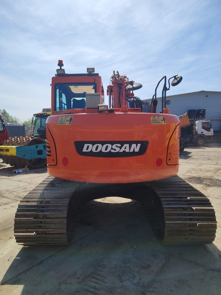 DOOSAN DX140LCR-3 - Lintekskavaator: pilt 5 DOOSAN DX140LCR-3 - Lintekskavaator: pilt 5