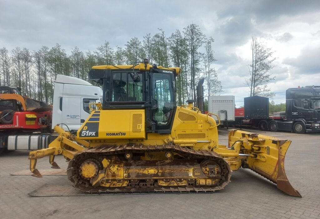 Komatsu D51PX-24 - Buldooser: pilt 4 Komatsu D51PX-24 - Buldooser: pilt 4
