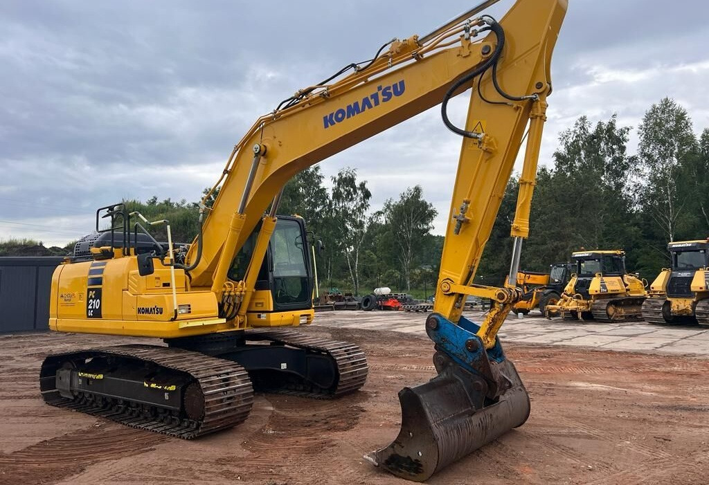 Komatsu PC210-lc11 - Lintekskavaator: pilt 2 Komatsu PC210-lc11 - Lintekskavaator: pilt 2