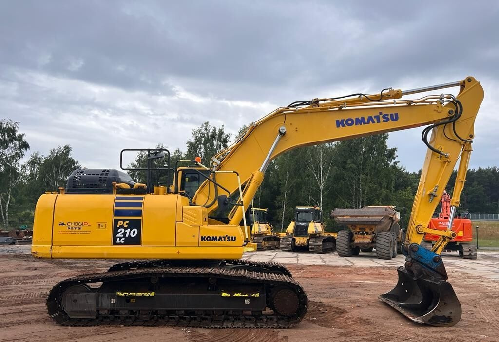 Komatsu PC210-lc11 - Lintekskavaator: pilt 1 Komatsu PC210-lc11 - Lintekskavaator: pilt 1