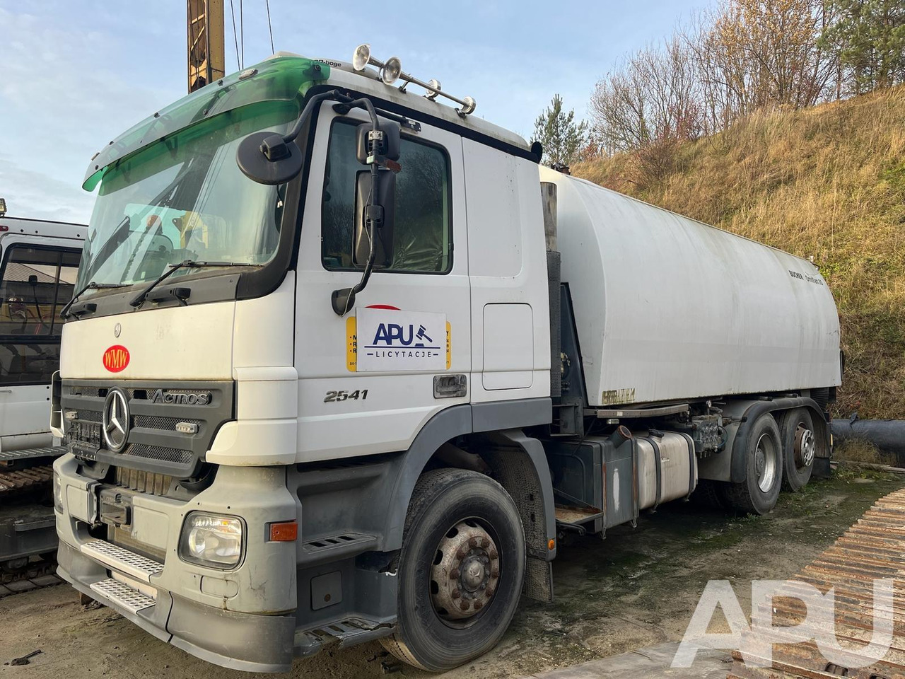 Mercedes-Benz Actros 2531L - Tänavapühkimismasin: pilt 1 Mercedes-Benz Actros 2531L - Tänavapühkimismasin: pilt 1