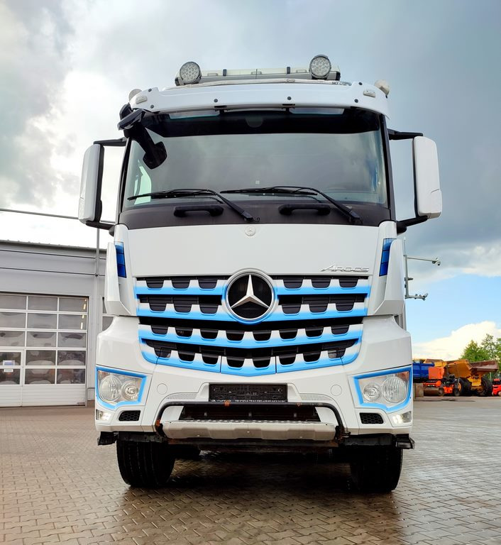 Mercedes-Benz Arocs 4151 - Kallurauto: pilt 3 Mercedes-Benz Arocs 4151 - Kallurauto: pilt 3