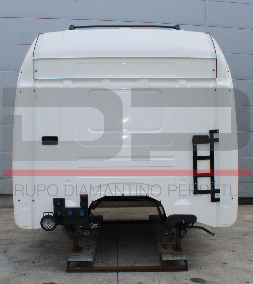 Scania Cabine Completa CG19 Highline PGRT Moderna - Kabiin - Veoauto: pilt 4 Scania Cabine Completa CG19 Highline PGRT Moderna - Kabiin - Veoauto: pilt 4