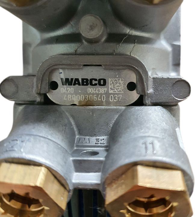 DAF VOETREMWENTIEL | 2136030 - Piduriklapp - Veoauto: pilt 4 DAF VOETREMWENTIEL | 2136030 - Piduriklapp - Veoauto: pilt 4