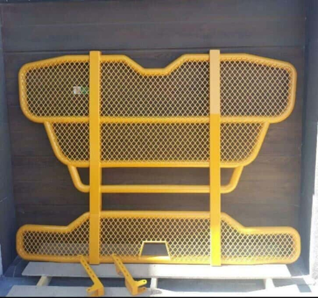 MAN TGX EURO 5 bullbar (koevanger) id000033 - Kaitseraud - Veoauto: pilt 1 MAN TGX EURO 5 bullbar (koevanger) id000033 - Kaitseraud - Veoauto: pilt 1