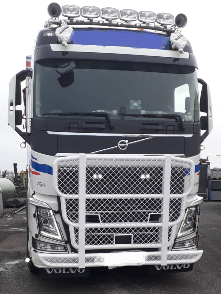 Volvo FH4 BULLBAR RVS primer NIET GESPOTEN 000010 - Pealisehitus ja välispind - Veoauto: pilt 3 Volvo FH4 BULLBAR RVS primer NIET GESPOTEN 000010 - Pealisehitus ja välispind - Veoauto: pilt 3