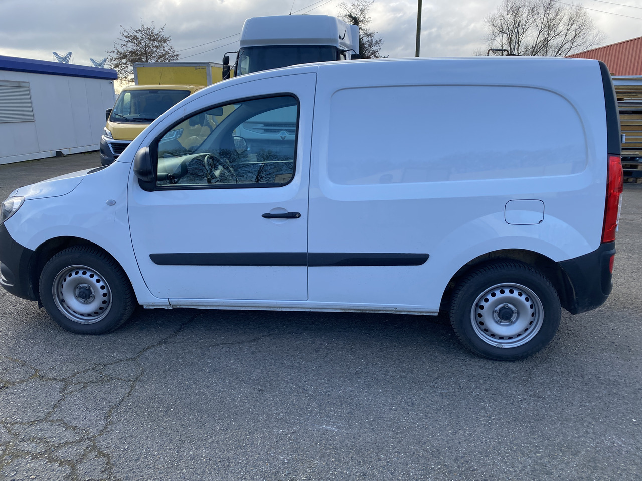 MERCEDES BENZ Citan fourgon porte latérale - Väike kaubik: pilt 5 MERCEDES BENZ Citan fourgon porte latérale - Väike kaubik: pilt 5