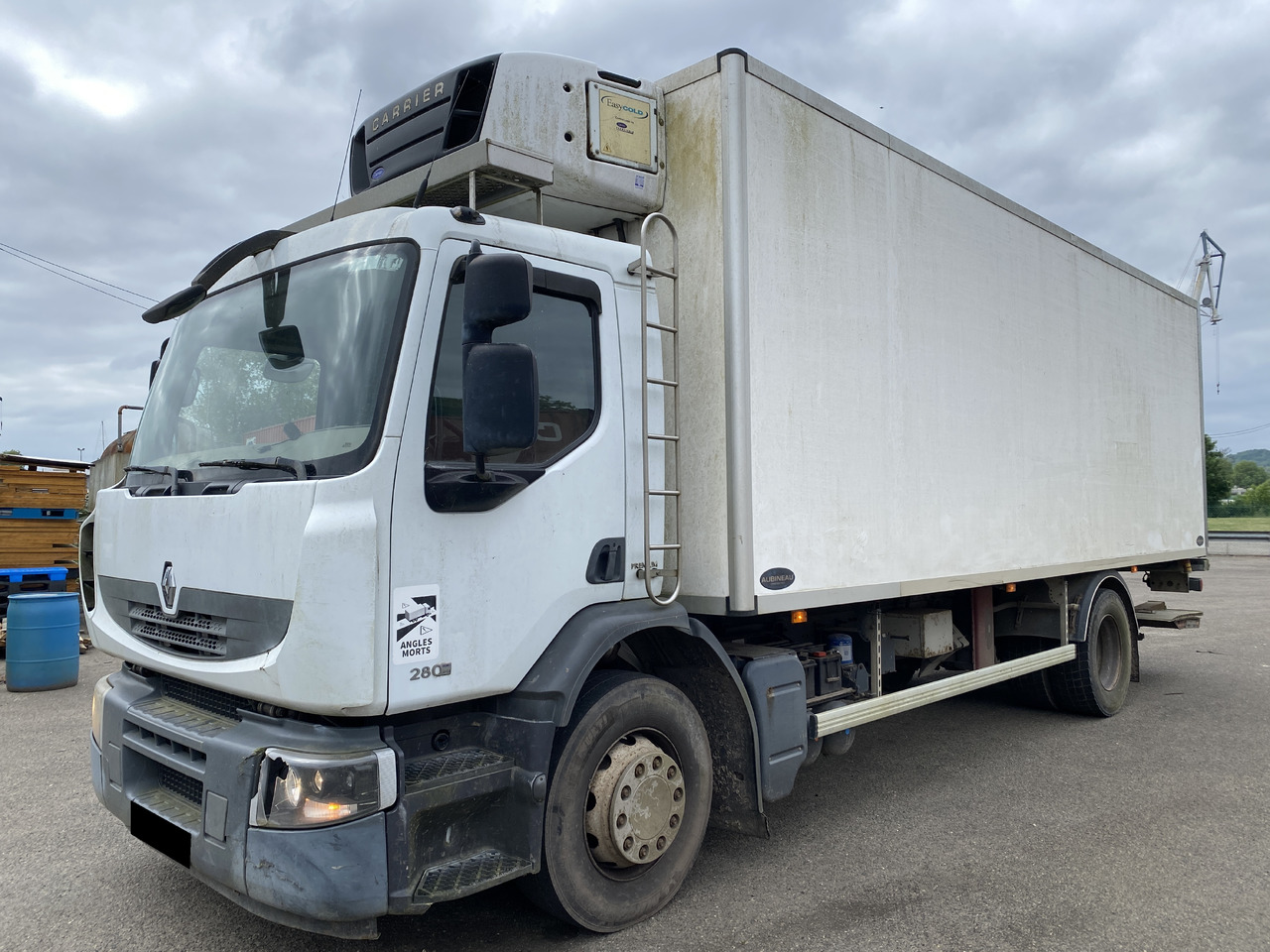 RENAULT PREMIUM 280 - Külmutiga veoauto: pilt 1 RENAULT PREMIUM 280 - Külmutiga veoauto: pilt 1