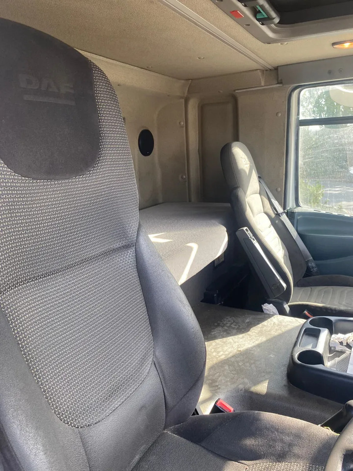2012 DAF CF 65.250 4×2 Curtainsider - Tent veoauto: pilt 4 2012 DAF CF 65.250 4×2 Curtainsider - Tent veoauto: pilt 4