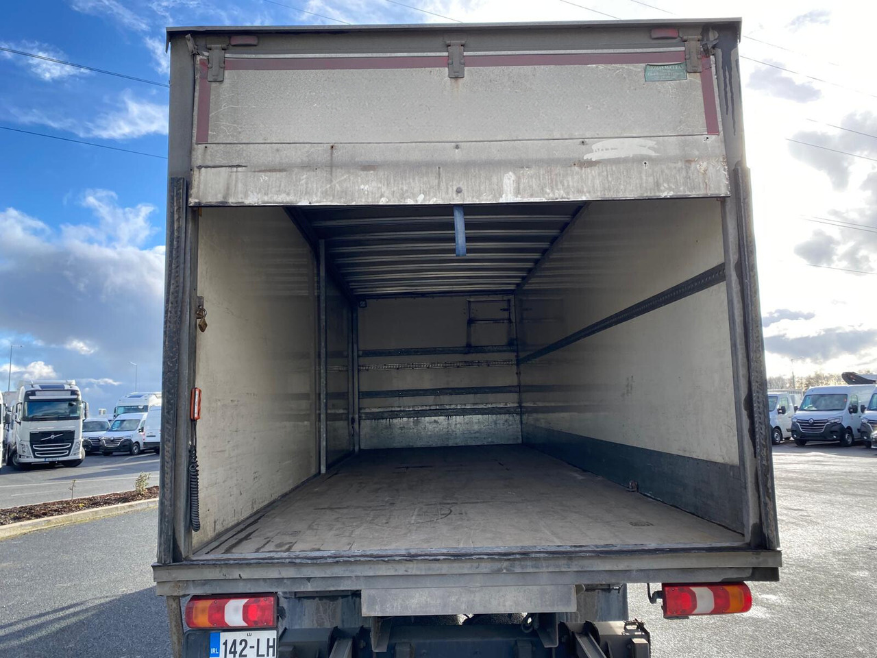 Kasti veoauto 2014 Mercedes Atego 1524: pilt 9 Kasti veoauto 2014 Mercedes Atego 1524: pilt 9