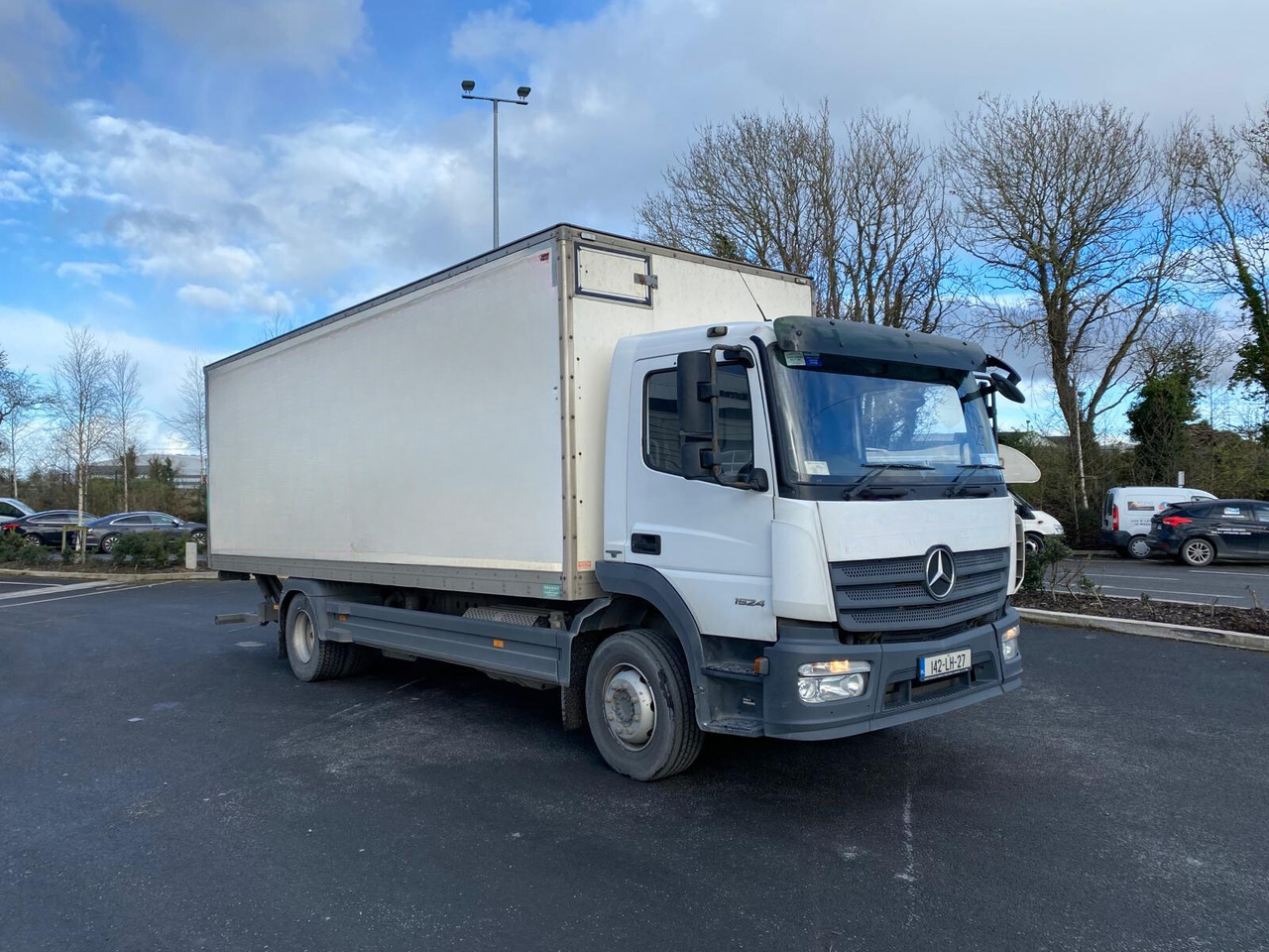 2014 Mercedes Atego 1524 - Kasti veoauto: pilt 1 2014 Mercedes Atego 1524 - Kasti veoauto: pilt 1