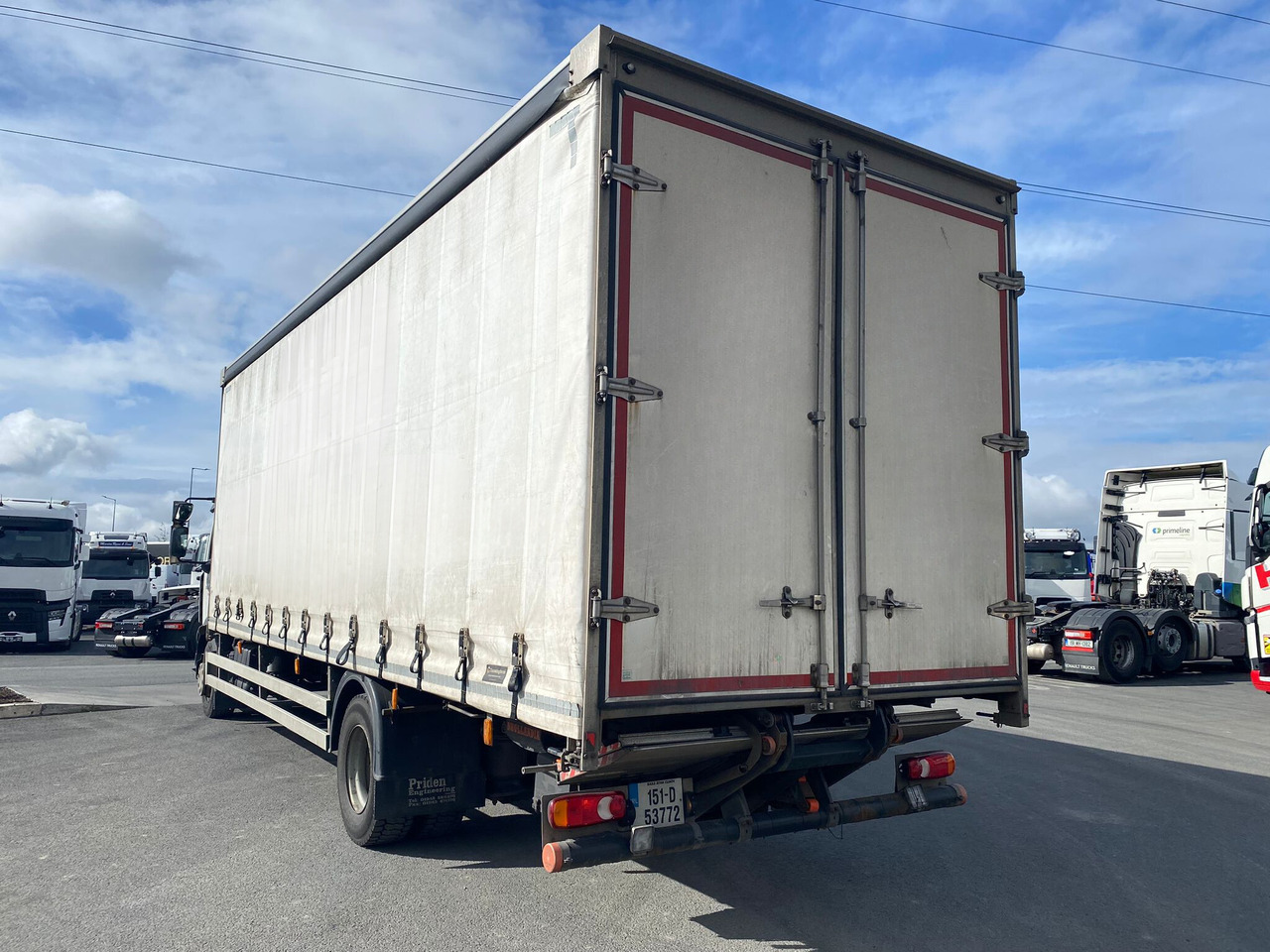 2015 Renault D Med 4×2 250 - Tent veoauto: pilt 5 2015 Renault D Med 4×2 250 - Tent veoauto: pilt 5