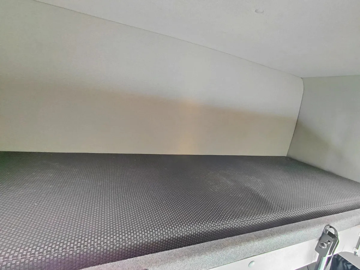 2017 Renault D12 4×2 Double Sleeper Curtainsider - Tent veoauto: pilt 2 2017 Renault D12 4×2 Double Sleeper Curtainsider - Tent veoauto: pilt 2