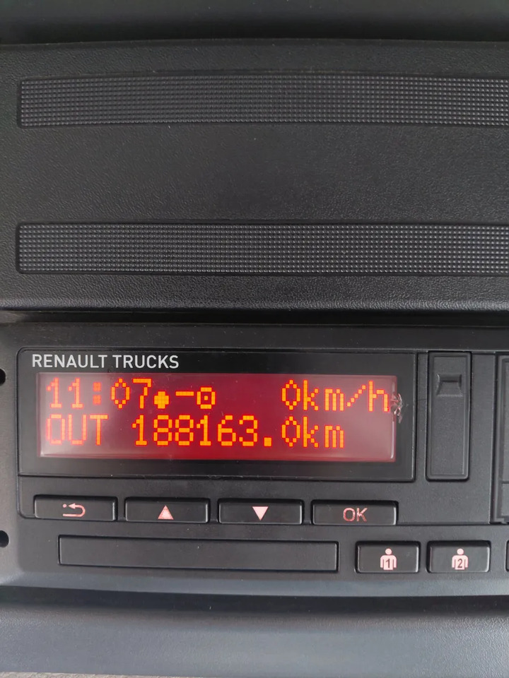 2020 Renault D18 Curtainsider - Tent veoauto: pilt 3 2020 Renault D18 Curtainsider - Tent veoauto: pilt 3